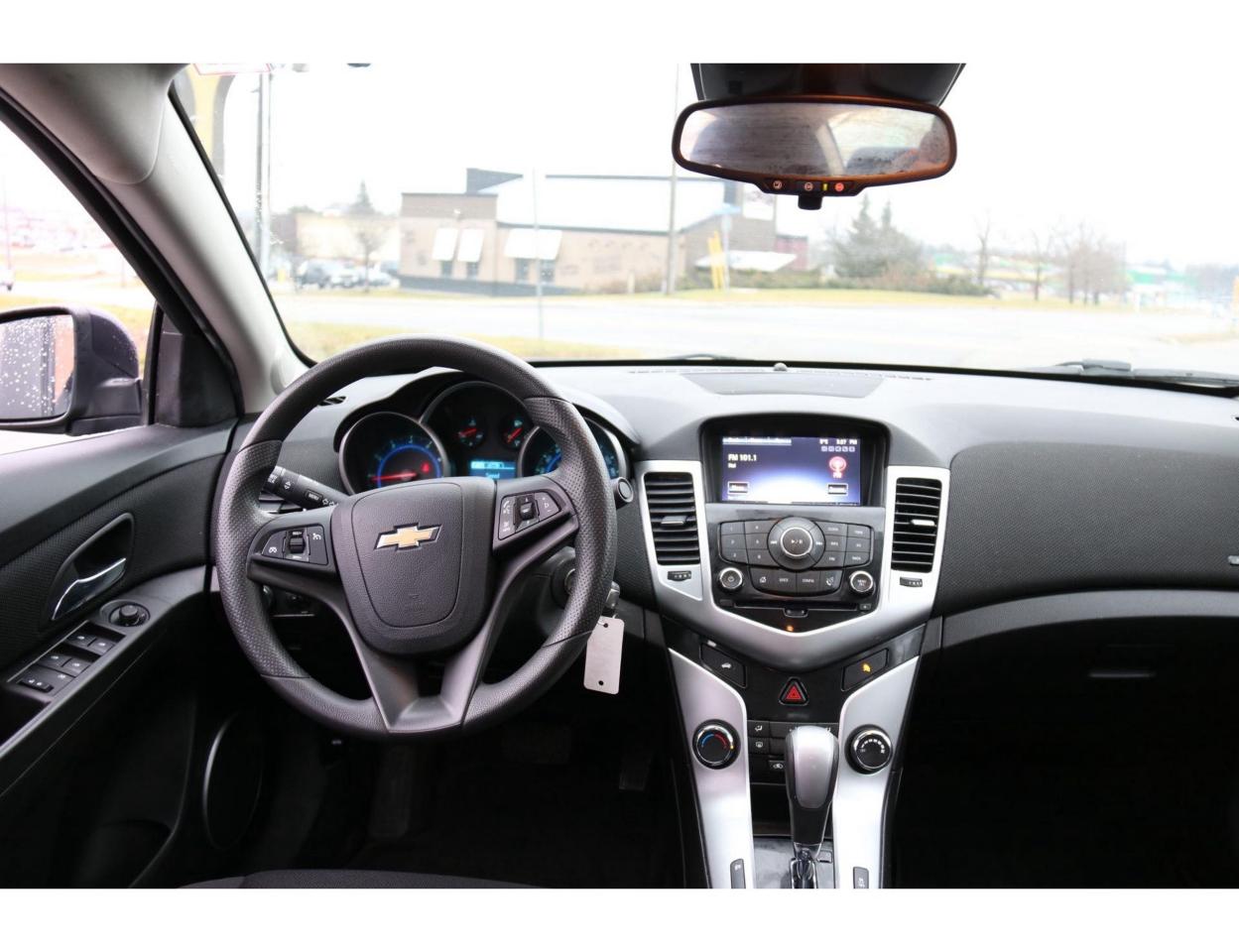 2016 Chevrolet Cruze Limited 1LT Auto - Photo #12