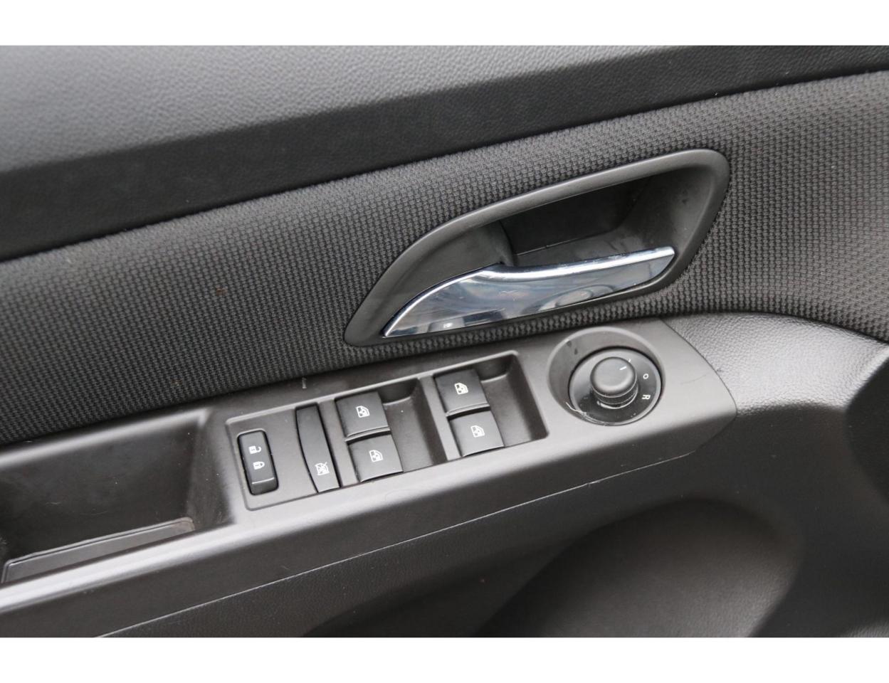 2016 Chevrolet Cruze Limited 1LT Auto - Photo #13