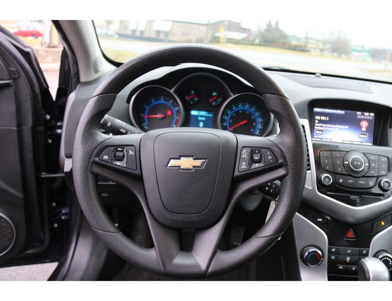 2016 Chevrolet Cruze Limited 1LT Auto - Photo #16