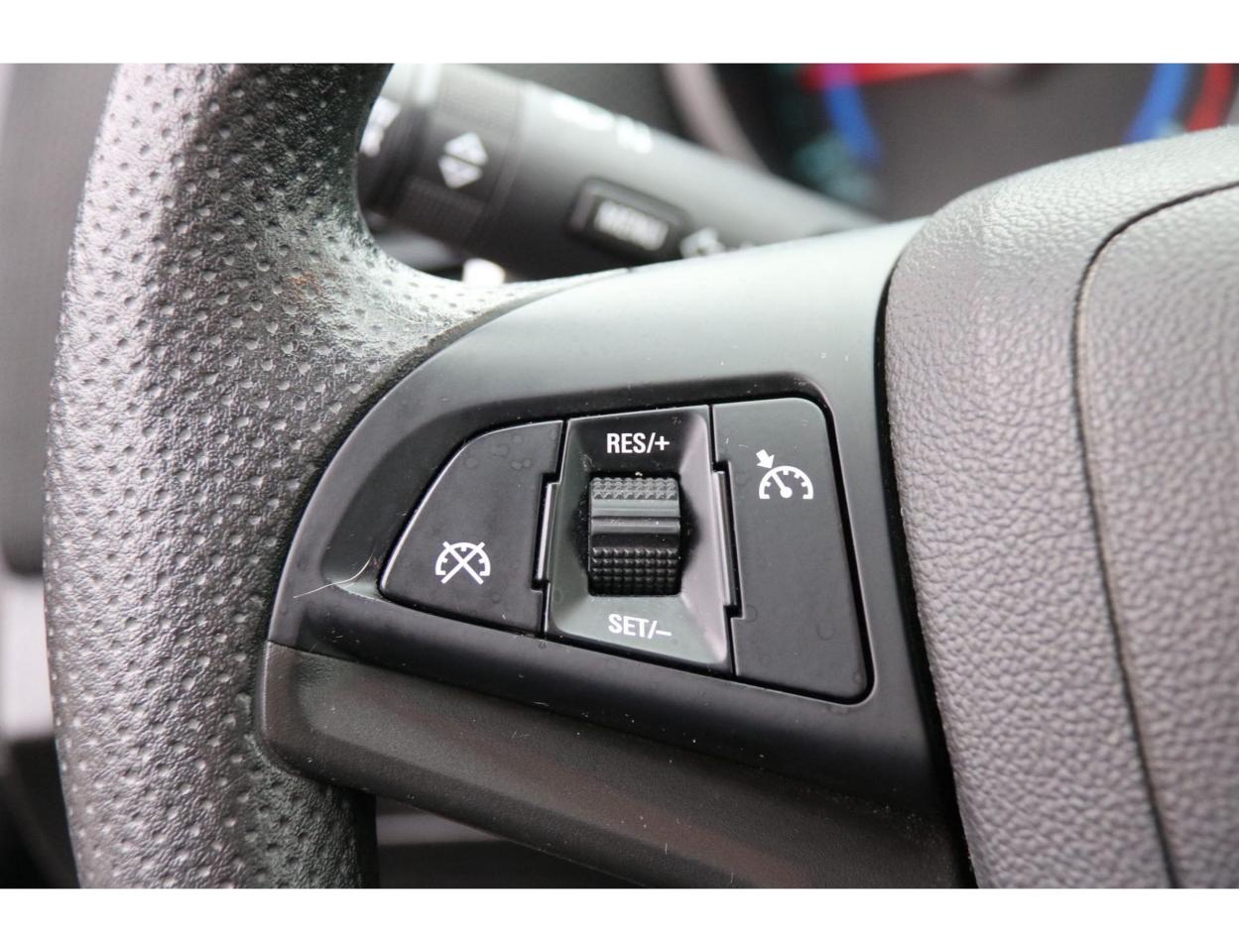 2016 Chevrolet Cruze Limited 1LT Auto - Photo #17