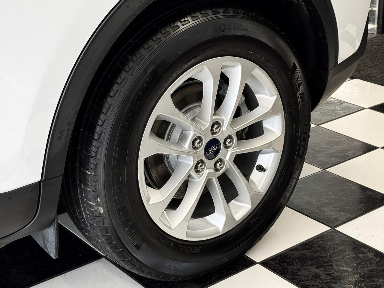 2020 Ford Escape SE+ApplePlay+Adaptive Cruise+LaneKeep+CLEAN CARFAX - Photo #56