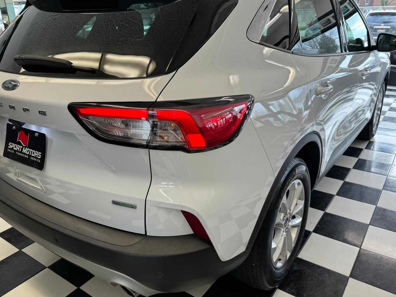 2020 Ford Escape SE+ApplePlay+Adaptive Cruise+LaneKeep+CLEAN CARFAX - Photo #44