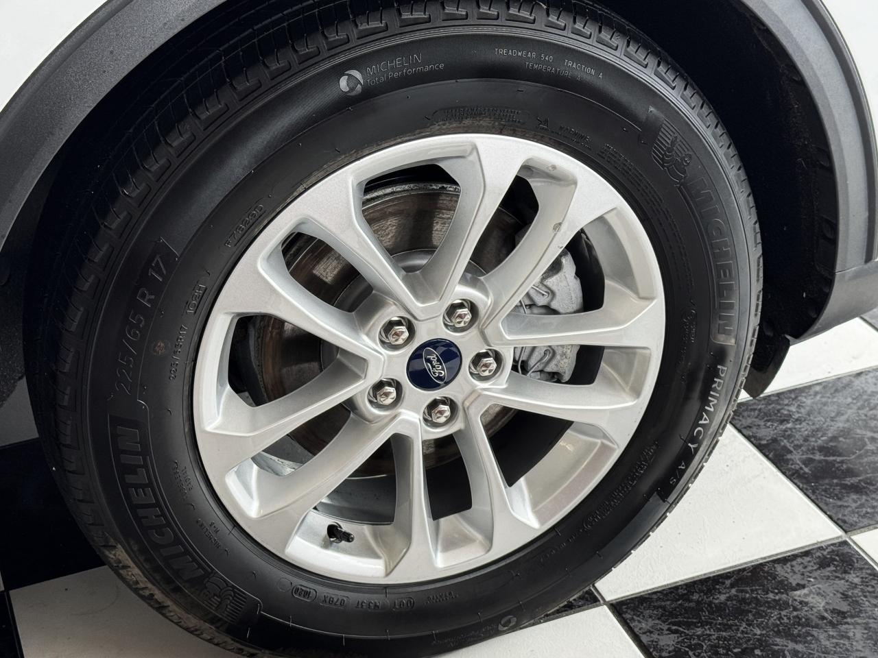 2020 Ford Escape SE+ApplePlay+Adaptive Cruise+LaneKeep+CLEAN CARFAX - Photo #58