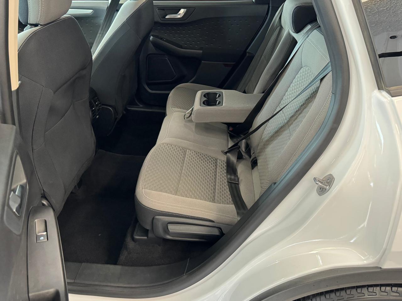 2020 Ford Escape SE+ApplePlay+Adaptive Cruise+LaneKeep+CLEAN CARFAX Photo91