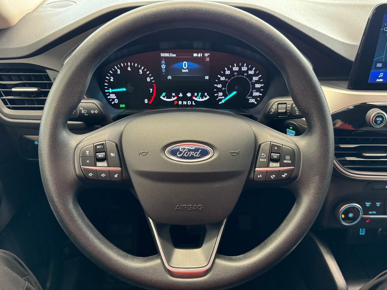 2020 Ford Escape SE+ApplePlay+Adaptive Cruise+LaneKeep+CLEAN CARFAX - Photo #9