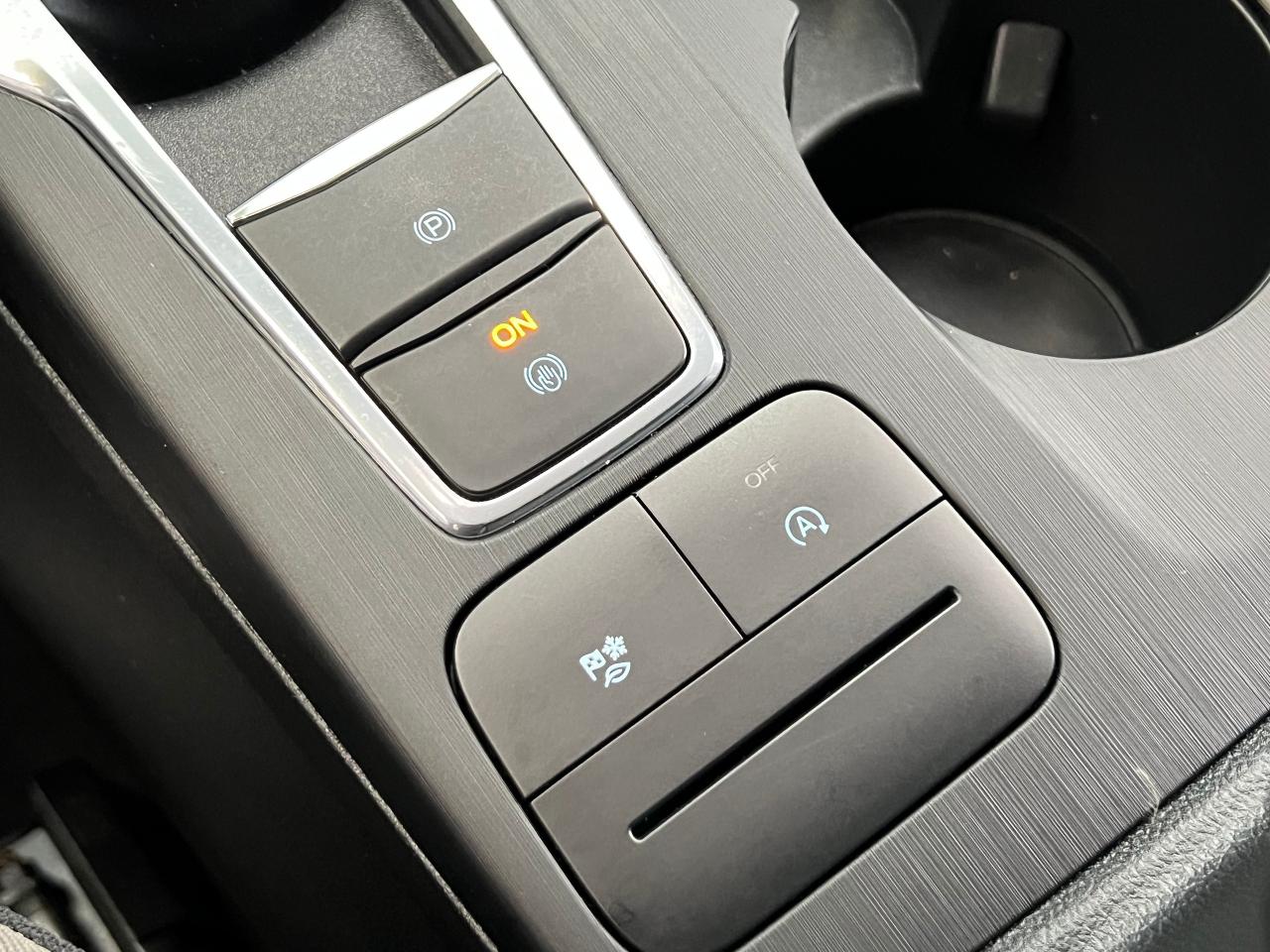 2020 Ford Escape SE+ApplePlay+Adaptive Cruise+LaneKeep+CLEAN CARFAX - Photo #39