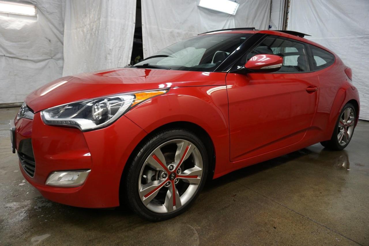 2016 Hyundai Veloster 1.6L 6MT *ACCIDENT FREE* CERTIFIED CAMERA NAV BLUETOOTH LEATHER HEATED SEATS PANO ROOF  CRUISE ALLOYS - Photo #3