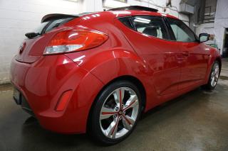 2016 Hyundai Veloster 1.6L 6MT *ACCIDENT FREE* CERTIFIED CAMERA NAV BLUETOOTH LEATHER HEATED SEATS PANO ROOF  CRUISE ALLOYS - Photo #7