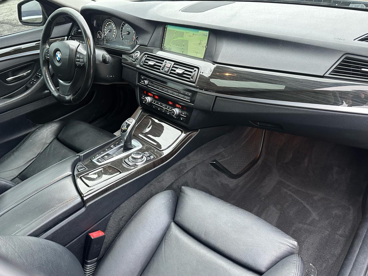 2013 BMW 5 Series 535i xDrive - Photo #24