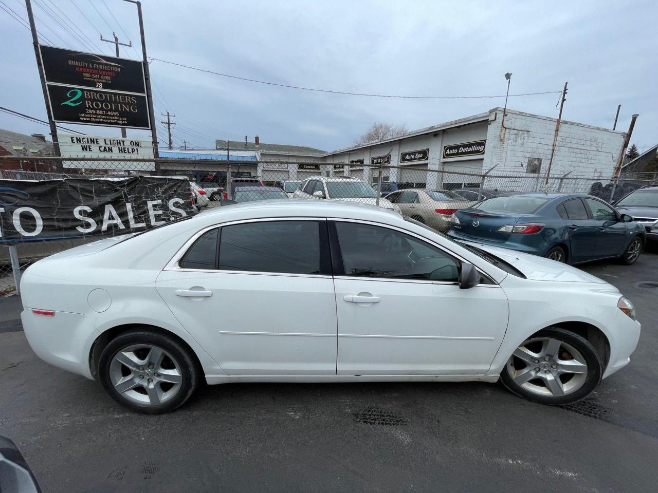 2012 Chevrolet Malibu LS *BACKUP SENSORS,SAFETY, 1Y WARRANTY ENG & TRAN* - Photo #4