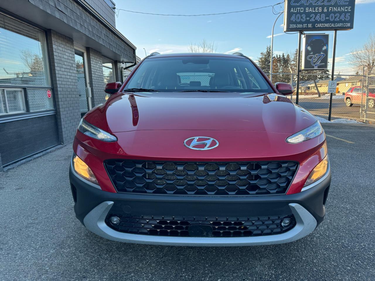 2022 Hyundai KONA 2.0L Preferred AWD w/Sun & Leather Package - Photo #4