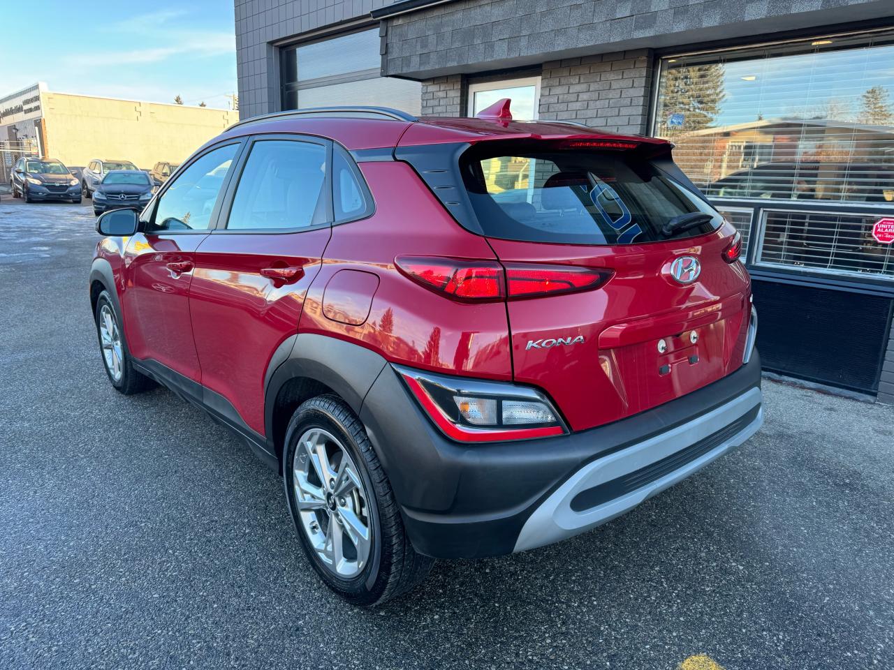 2022 Hyundai KONA 2.0L Preferred AWD w/Sun & Leather Package - Photo #9