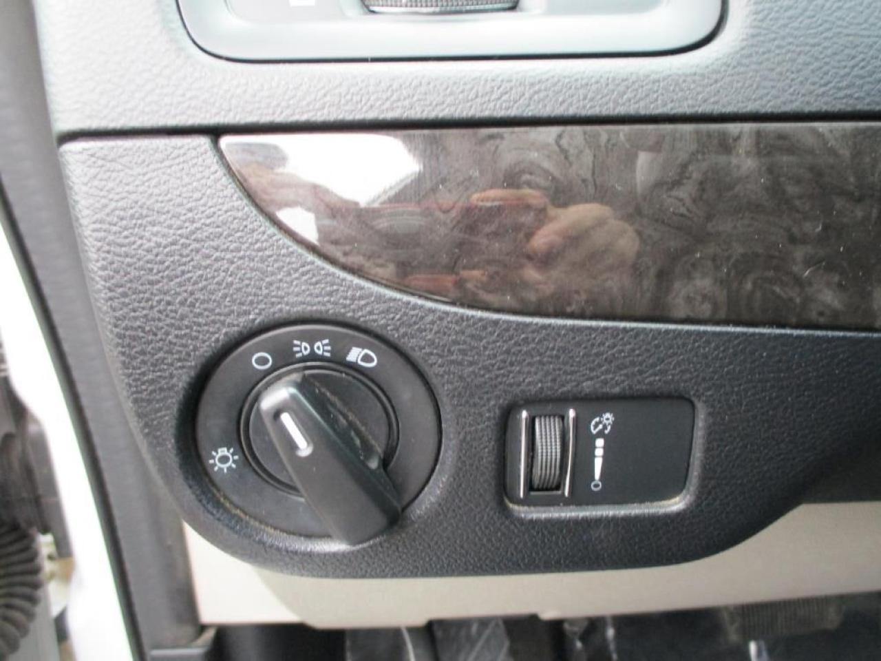2016 Dodge Grand Caravan SE Photo11