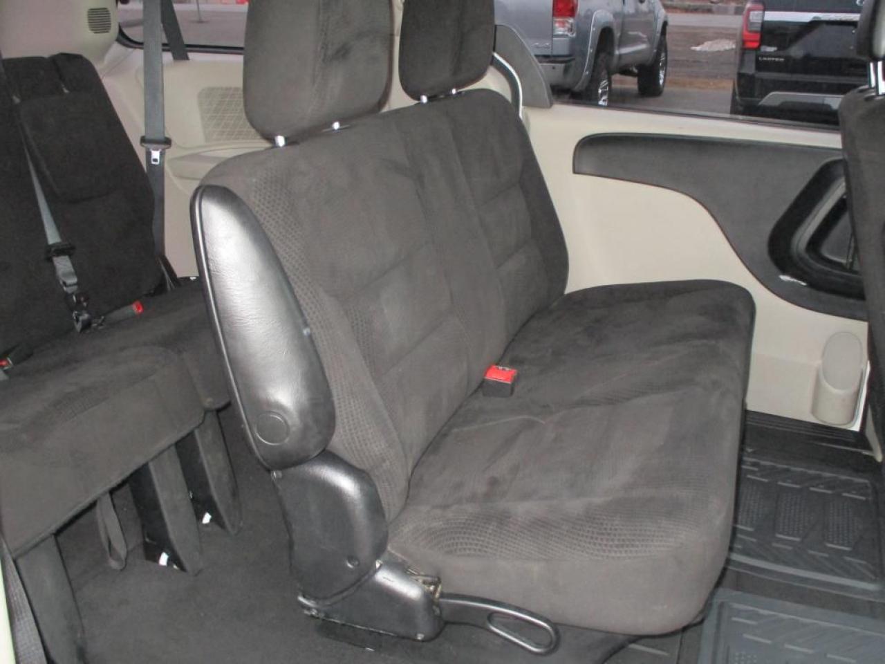 2016 Dodge Grand Caravan SE Photo14