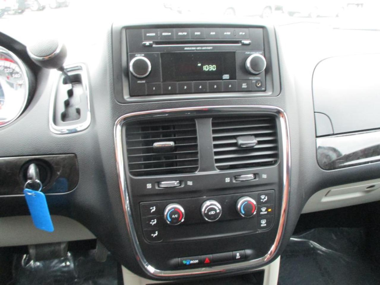 2016 Dodge Grand Caravan SE Photo17