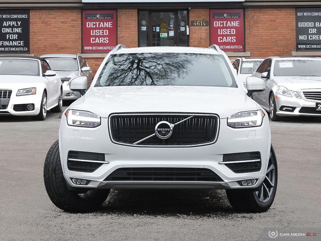 2018 Volvo XC90 T6 Momentum AWD - Photo #2