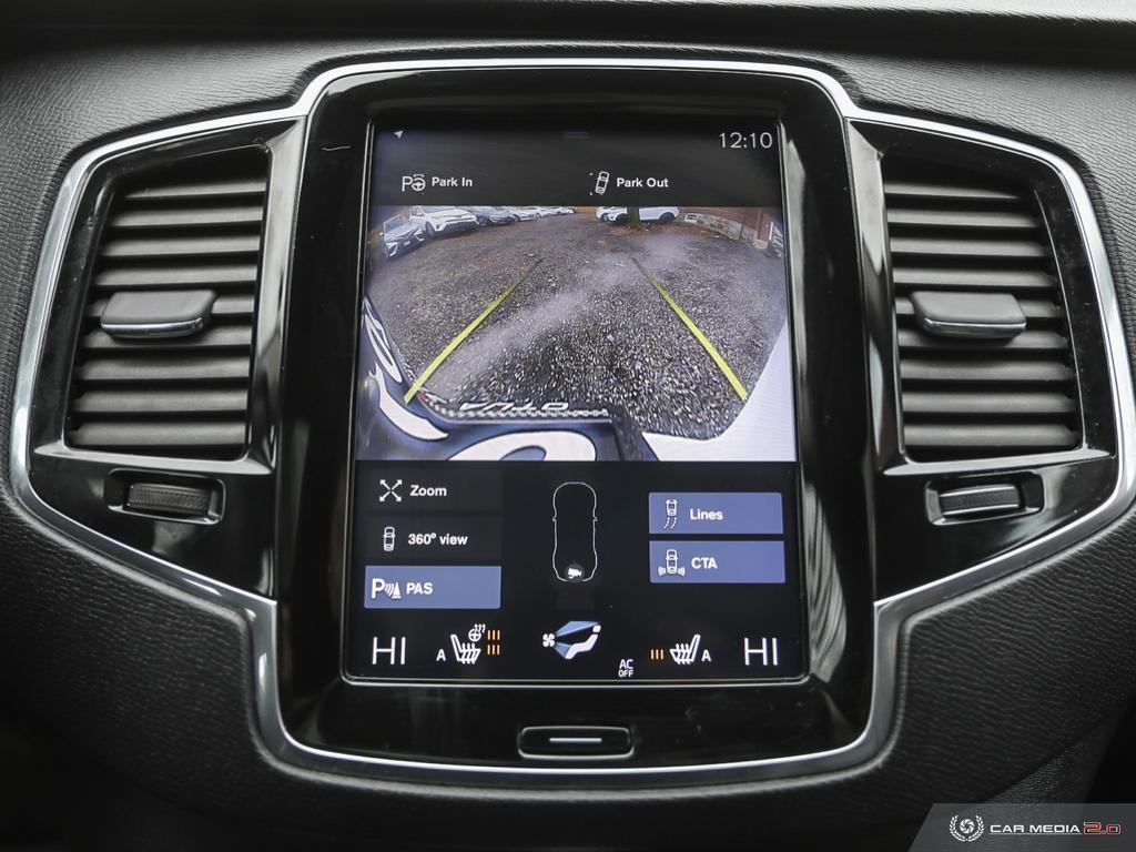 2018 Volvo XC90 T6 Momentum AWD - Photo #26