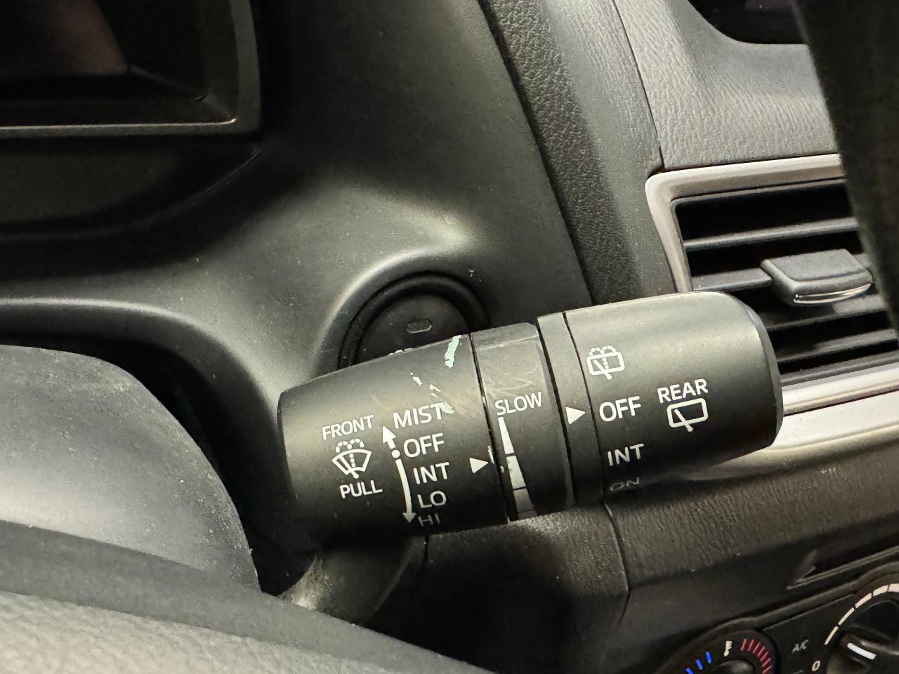 2018 Mazda MAZDA3 GX Sport+Camera+A/C+New Tires+CLEAN CARFAX - Photo #43