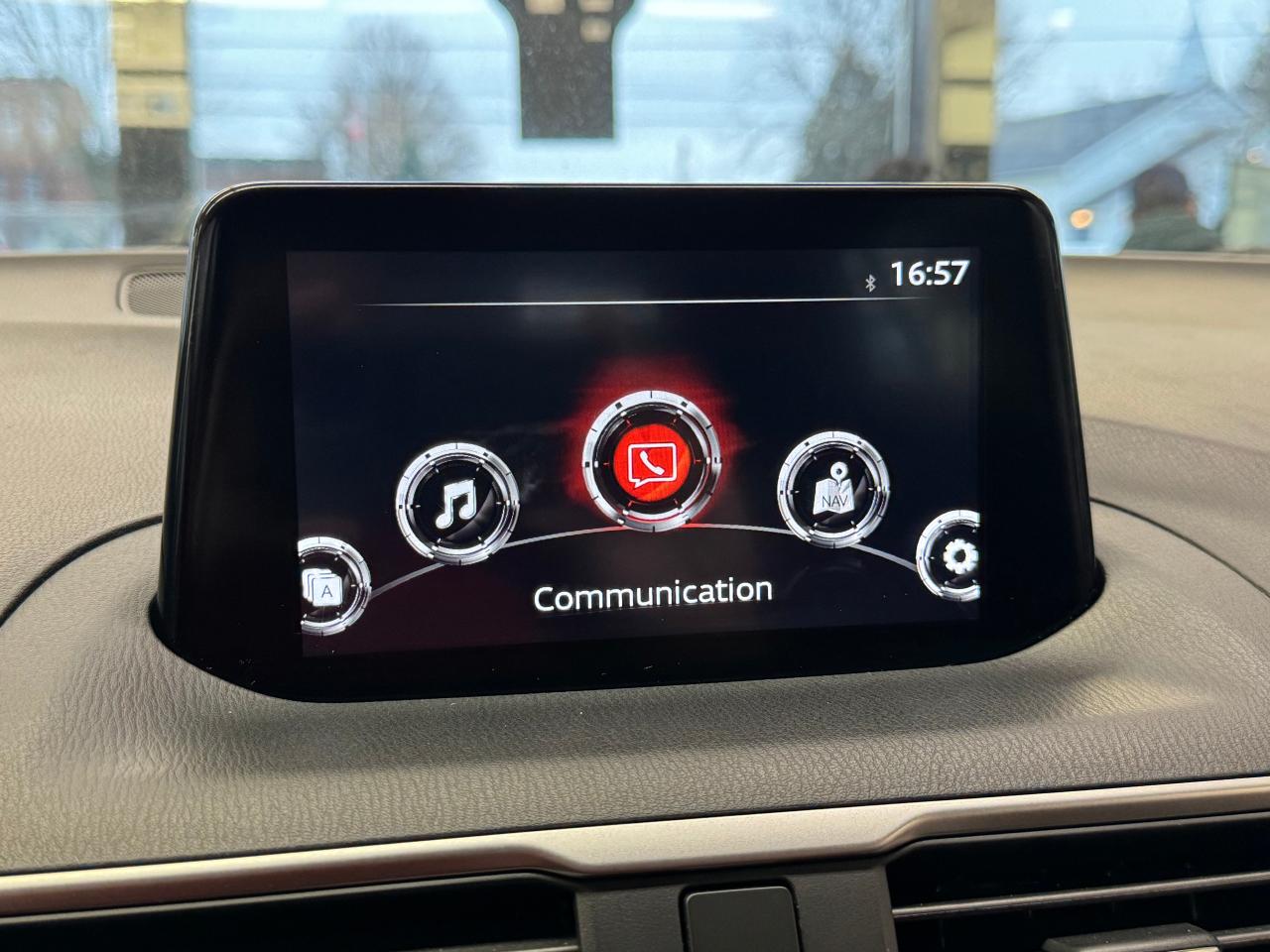 2018 Mazda MAZDA3 GX Sport+Camera+A/C+New Tires+CLEAN CARFAX - Photo #28