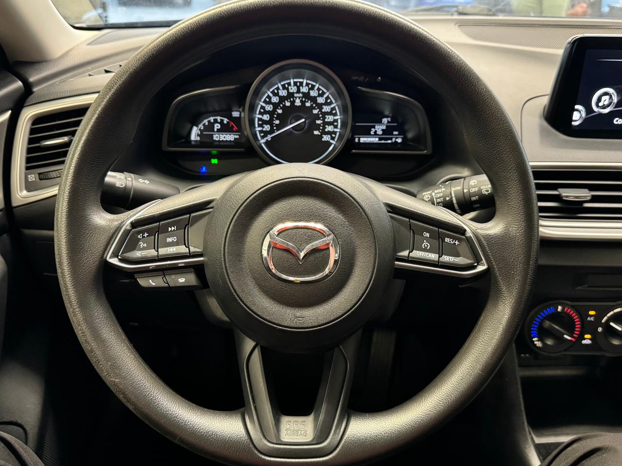 2018 Mazda MAZDA3 GX Sport+Camera+A/C+New Tires+CLEAN CARFAX - Photo #9