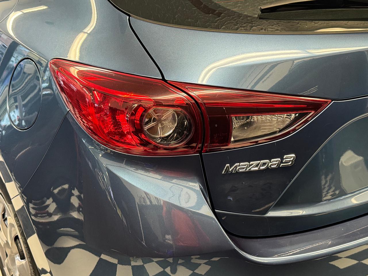 2018 Mazda MAZDA3 GX Sport+Camera+A/C+New Tires+CLEAN CARFAX Photo56