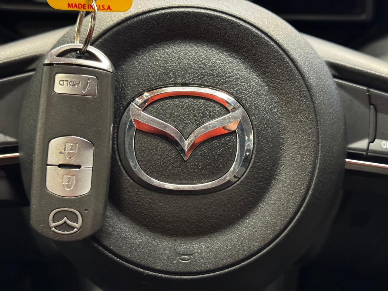 2018 Mazda MAZDA3 GX Sport+Camera+A/C+New Tires+CLEAN CARFAX - Photo #17