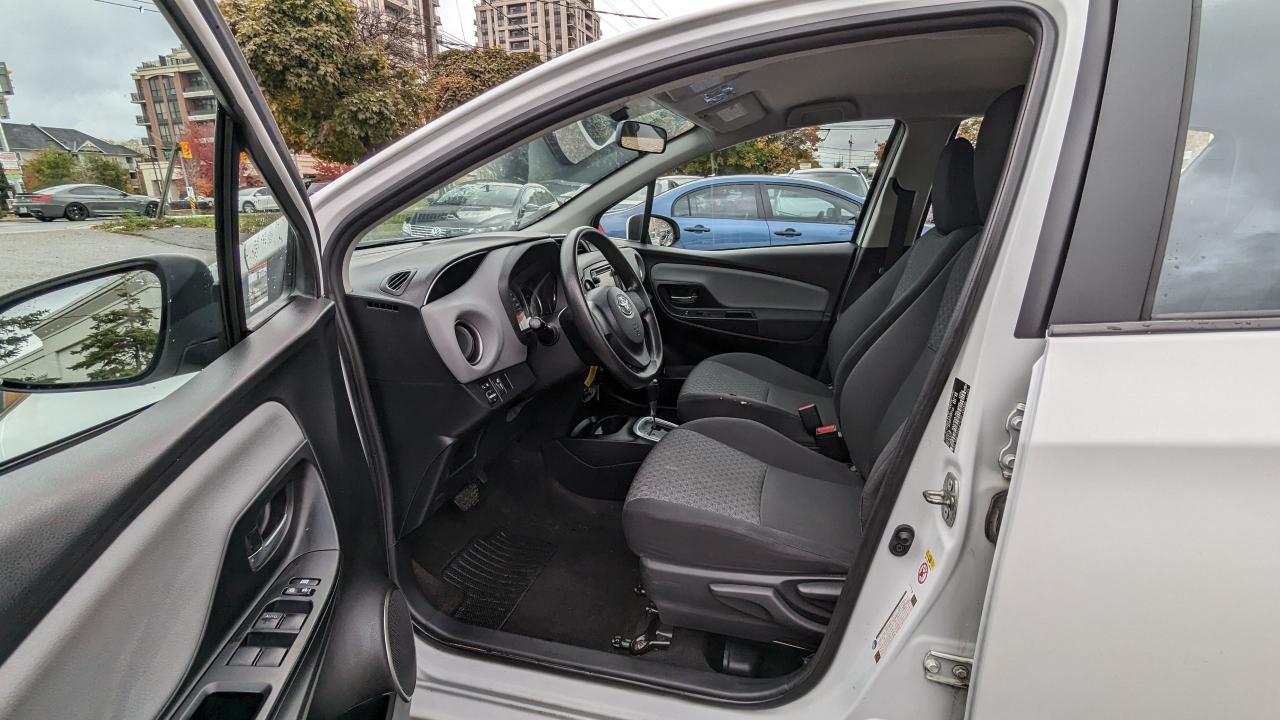 2015 Toyota Yaris LE - Photo #10