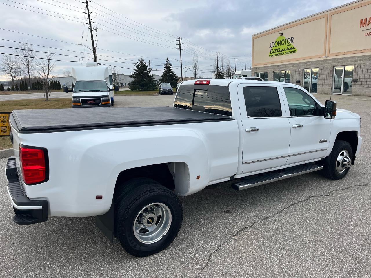 2019 Chevrolet Silverado 3500 HIGH COUNTRY - Photo #4