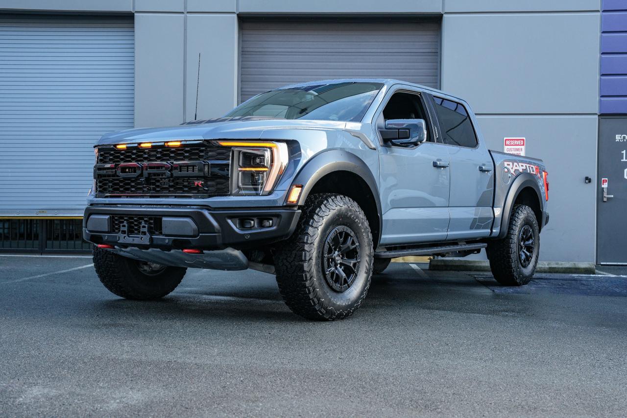 2023 Ford F-150 Raptor R - Photo #7
