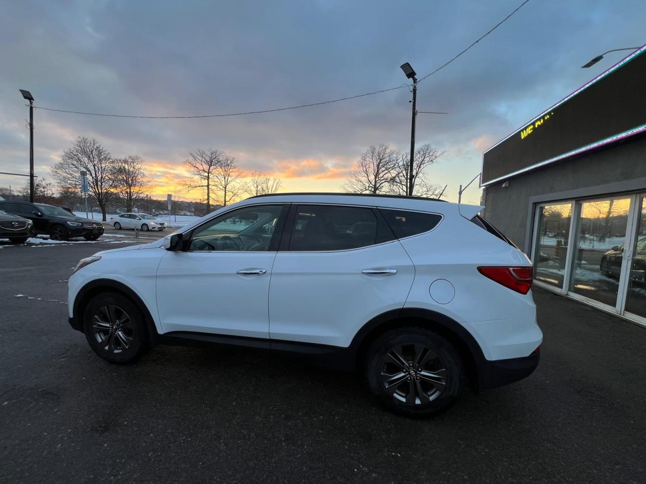 2014 Hyundai Santa Fe Sport LUXURY**LEATHER*HEATED STEERING/SEATS** Photo