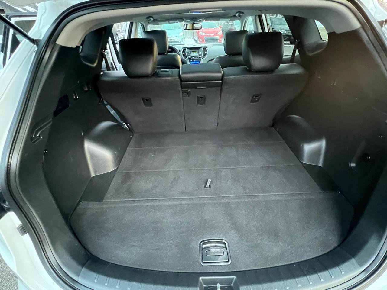 2014 Hyundai Santa Fe Sport LUXURY**LEATHER*HEATED STEERING/SEATS** Photo