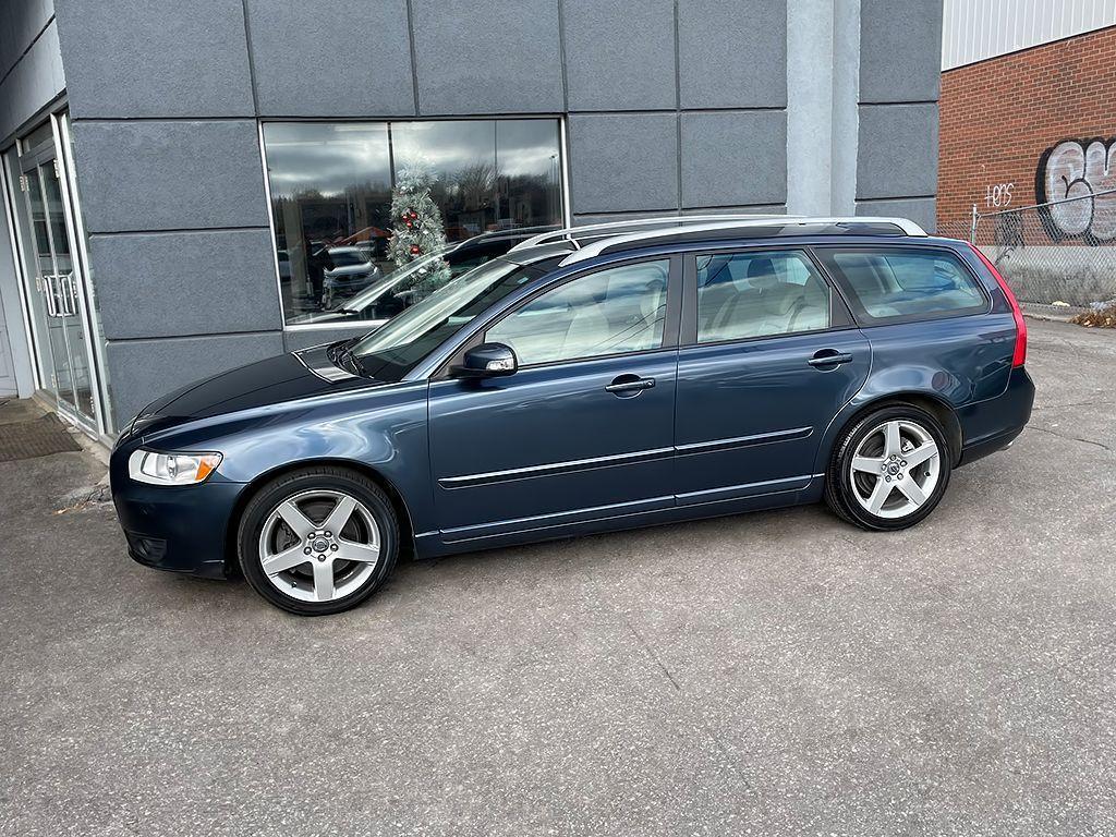 2011 Volvo V50 T5|LEATHER|SUNROOF|ALLOYS - Photo #4