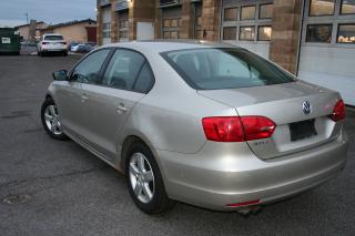 2012 Volkswagen Jetta  - Photo #6