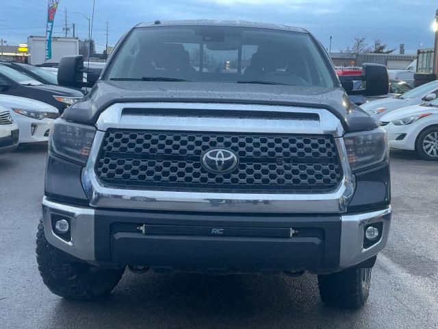 2019 Toyota Tundra SR5 Plus 4x4 Double Cab 5.7L / CLEAN CARFAX Photo2