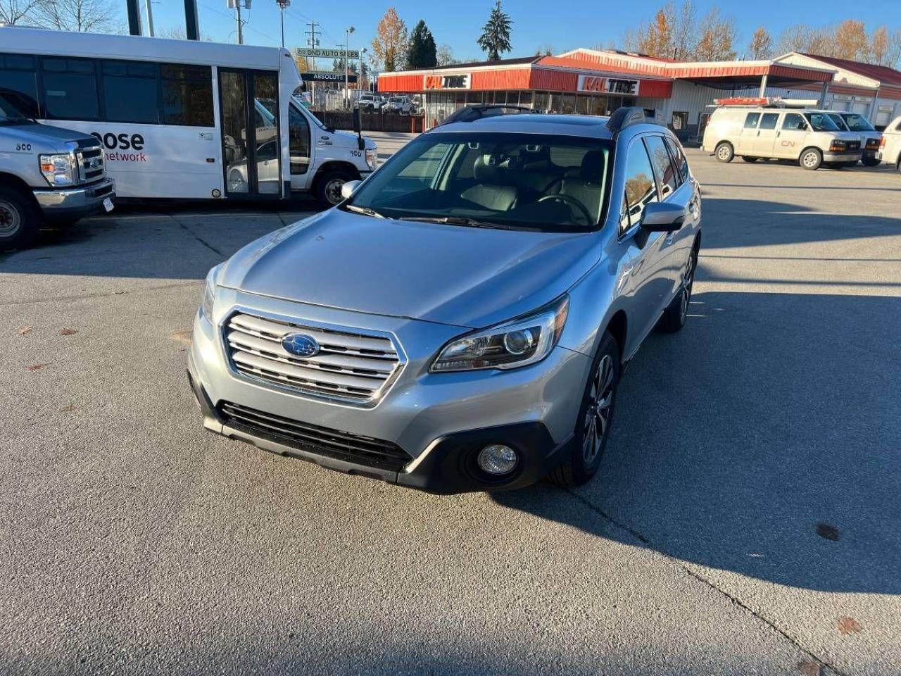 2017 Subaru Outback 3.6R LIMITED W/TECH PKG - Photo #5