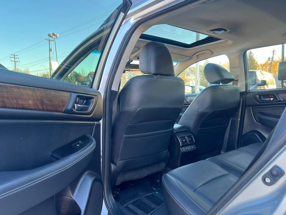 2017 Subaru Outback 3.6R LIMITED W/TECH PKG - Photo #11