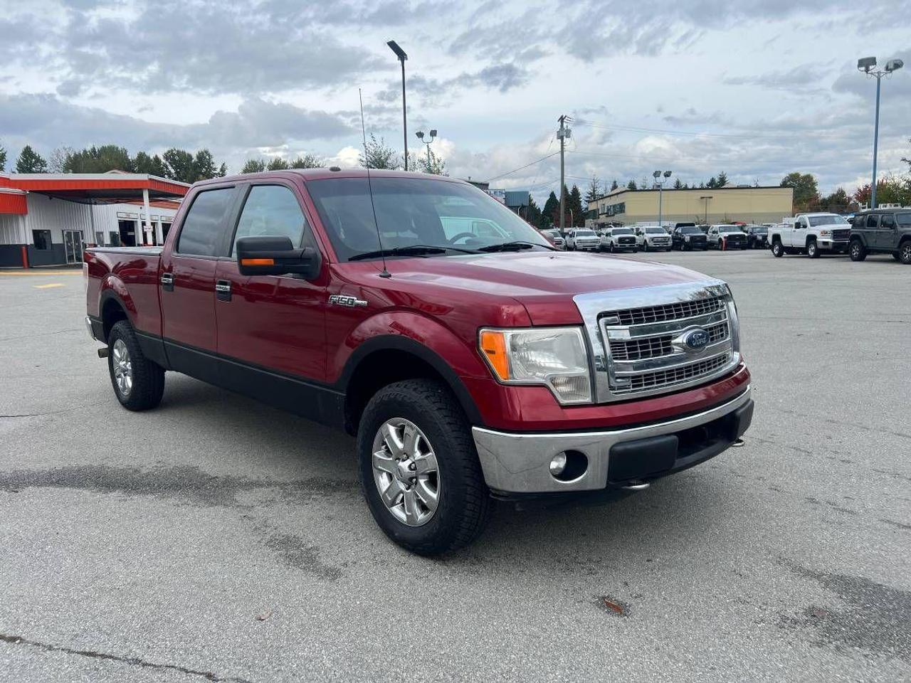 2014 Ford F-150 4WD SUPERCREW 157" XLT