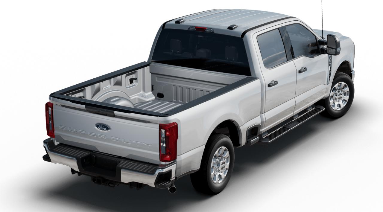 2024 Ford F-350 Super Duty SRW XLT Photo5