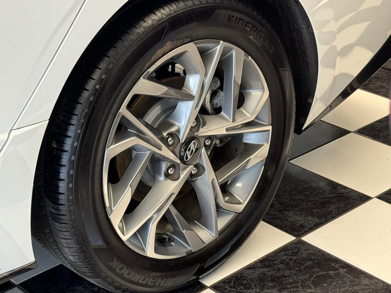2021 Hyundai Sonata Preferred+Adaptive Cruise+Blind Spot+CLEAN CARFAX Photo55