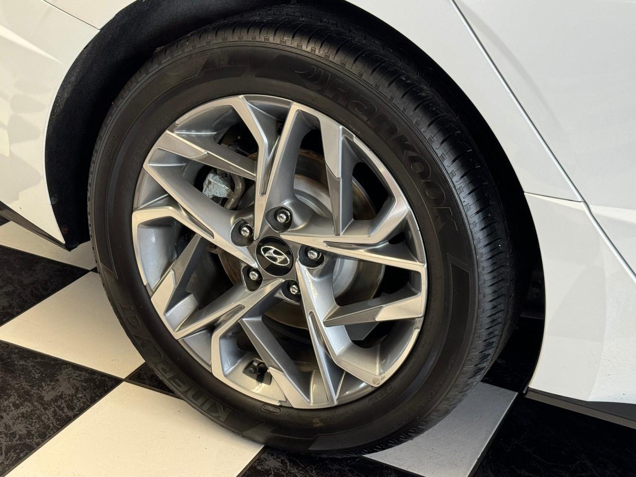 2021 Hyundai Sonata Preferred+Adaptive Cruise+Blind Spot+CLEAN CARFAX Photo56