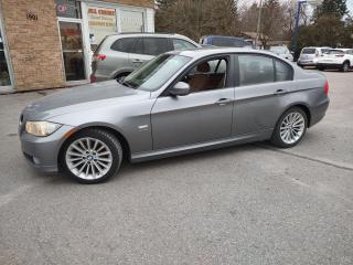 2011 BMW 3 Series MUST SEE-AWD-SUPER CLEAN - Photo #2