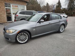2011 BMW 3 Series MUST SEE-AWD-SUPER CLEAN - Photo #3