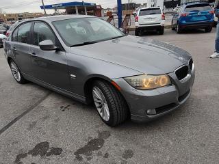 2011 BMW 3 Series MUST SEE-AWD-SUPER CLEAN - Photo #10