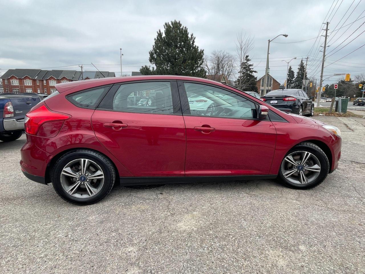 2014 Ford Focus SE/GAS SAVER/BT/HEATED MIRRORS/SUNROOF/CERTIFIED. - Photo #6