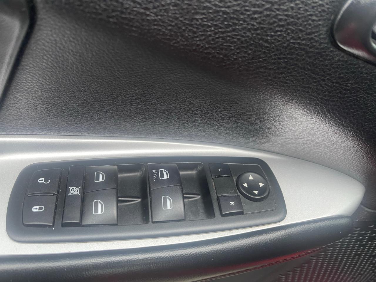 2015 Dodge Journey SE Plus, 7 Passengers, rear heat/air, alloy wheels - Photo #11
