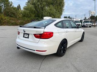 2016 BMW 3 Series 5dr 328i xDrive Gran Turismo AWD - Photo #9