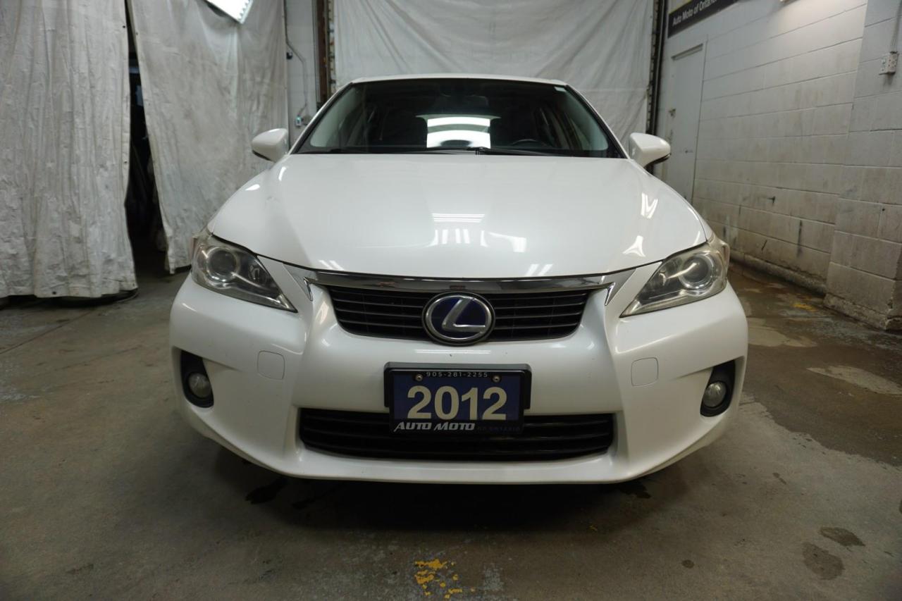 2012 Lexus CT 200h HYBRID CERTIFIED BLUETOOTH HEATED SEATS LEATHER SUNROOF CRUISE ALLOYS - Photo #2