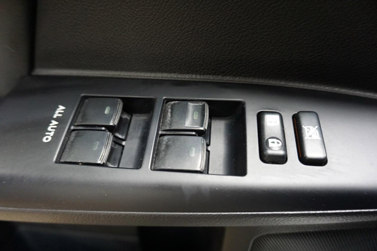 2012 Lexus CT 200h HYBRID CERTIFIED BLUETOOTH HEATED SEATS LEATHER SUNROOF CRUISE ALLOYS - Photo #24