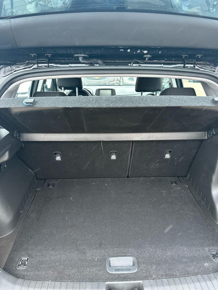2021 Hyundai KONA Preferred - Photo #11