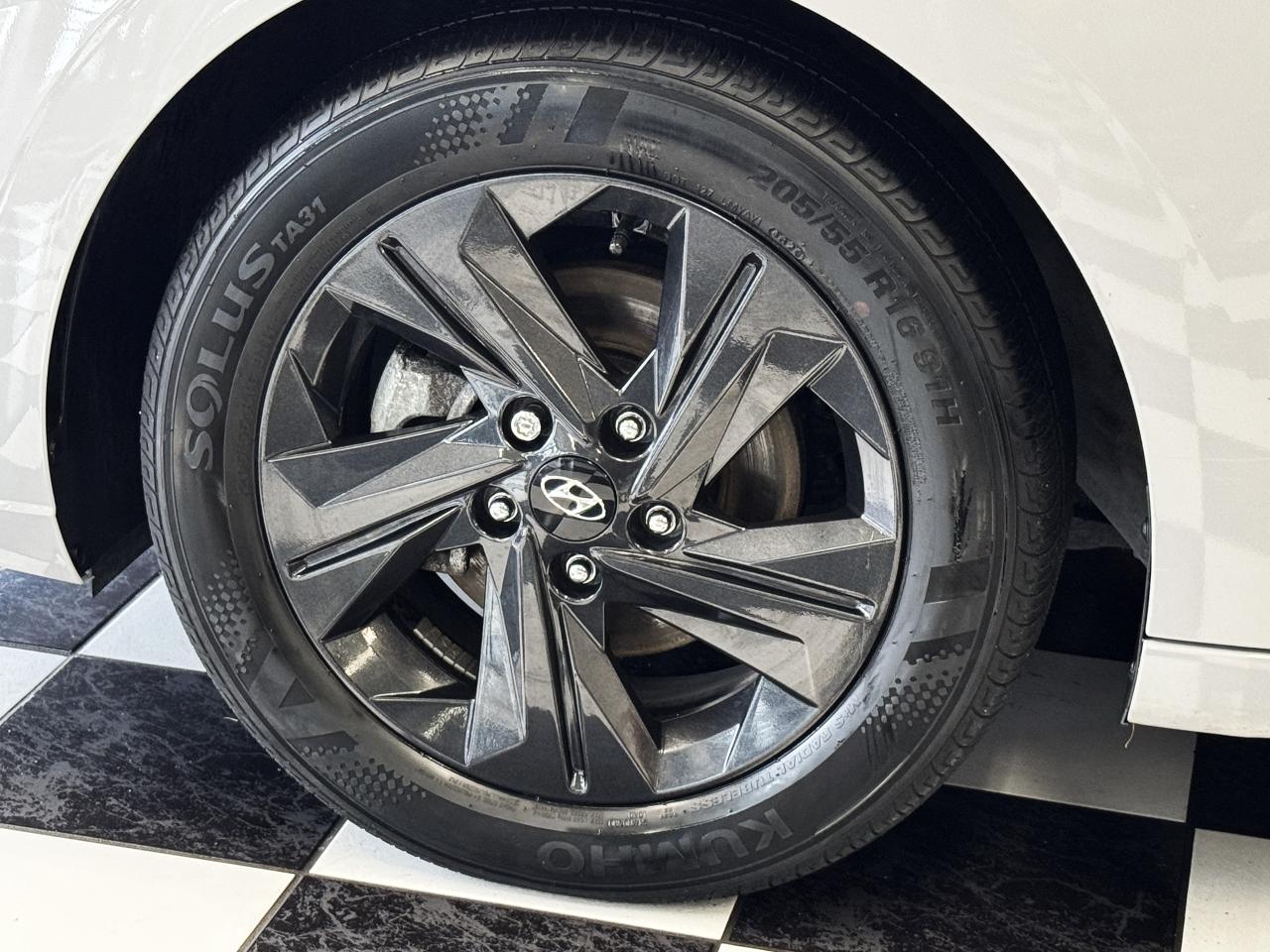 2021 Hyundai Elantra Preferred+Lane Keep+Remote Start+CLEAN CARFAX Photo48